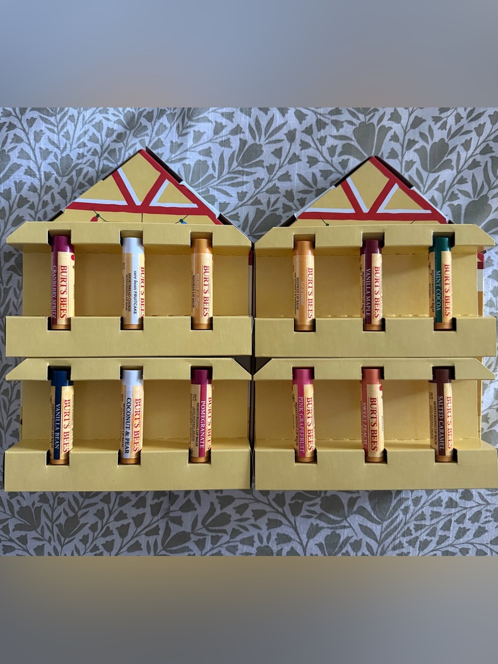 Burt’s Bees Cozy Cabin Holiday Surprises 12 Sticks of Lip Balm Various Flavors